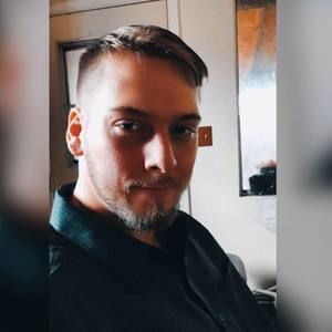 Meet your Posher, Logan